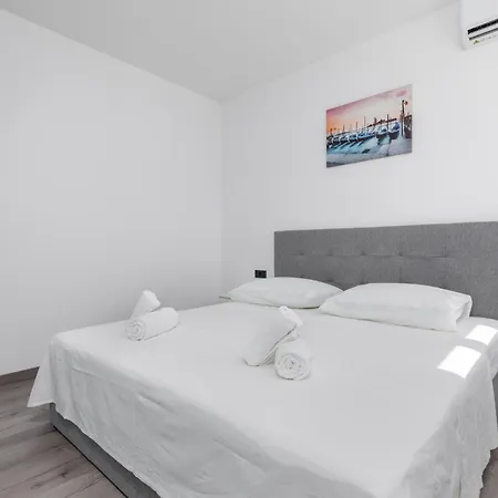 New Apartment Denis 2 Vodice Exterior photo